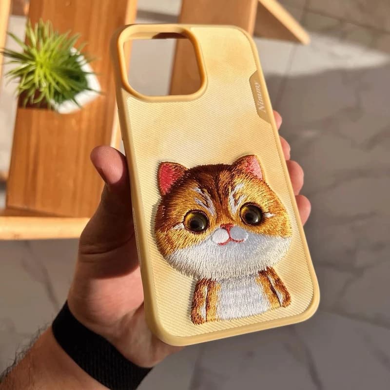 کاور ایفون نیمی مدل بیگ چشم گربه مناسب برای گوشی موبایل Apple iPhone 16 Pro Max — تصویر ۲