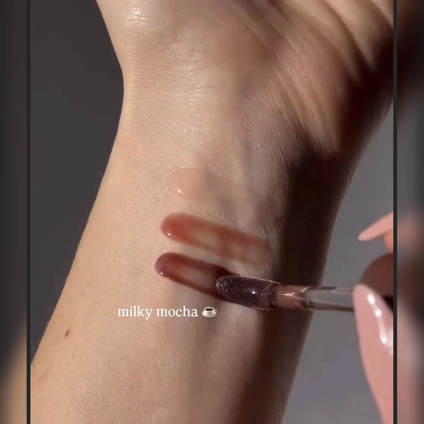 پک لیپ گلاس گیسو سه‌تایی مدل Glazed Lips Trio — تصویر ۷