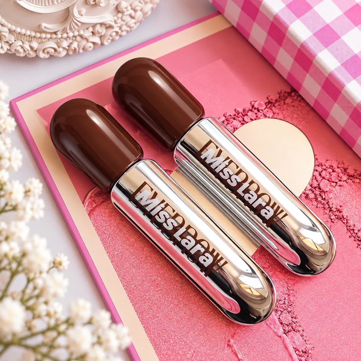 ریمل حجم دهنده قهوه ای میس لارا Miss Lara — تصویر ۲