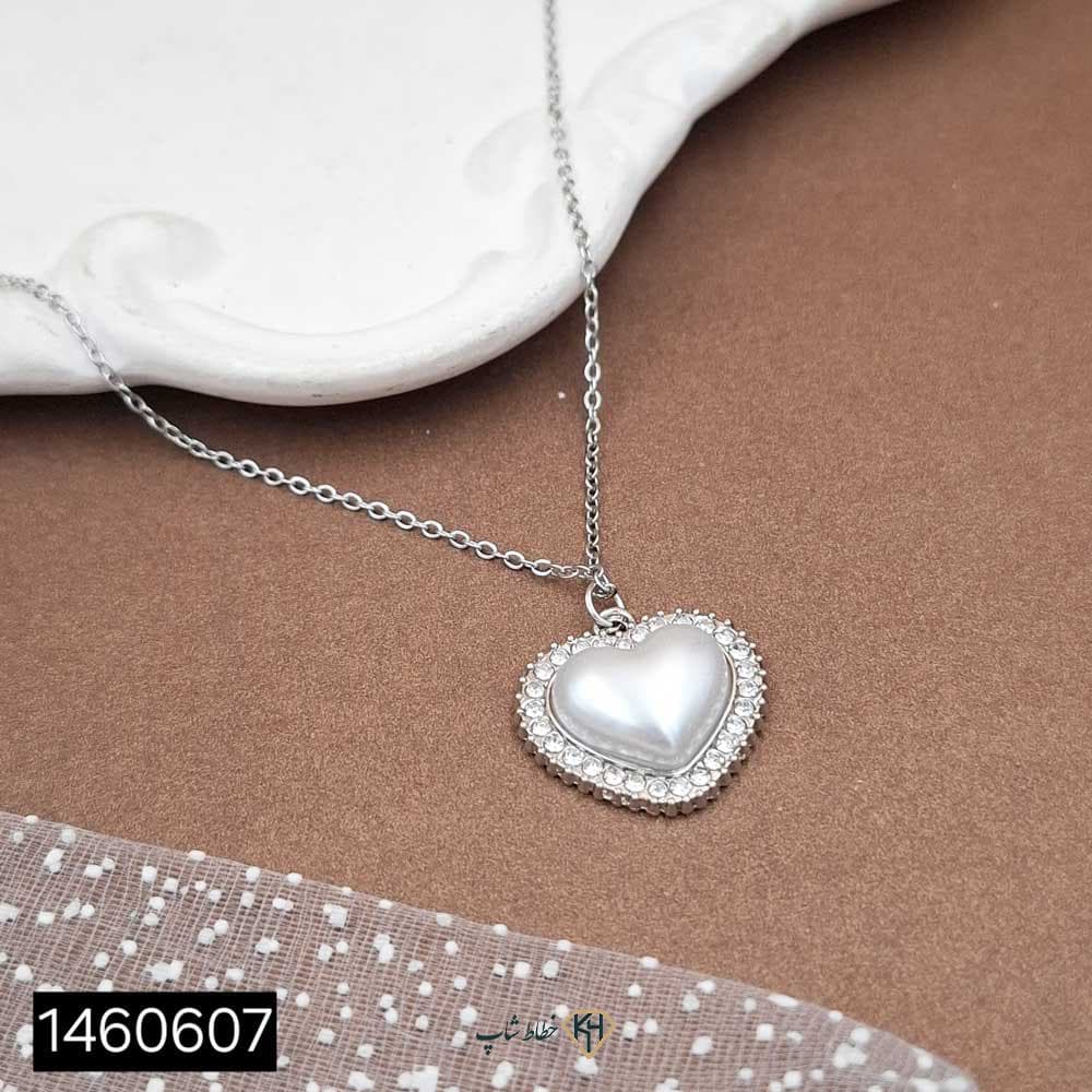 گردنبند مینیمال نگین اتمی درشت (قلب مرواریدی دورنگین)