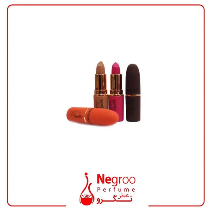 رژلب جامد اور بیوتی مدل matte — تصویر ۳