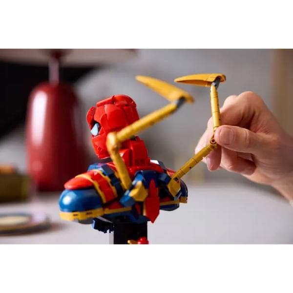 لگو سری مارول مدل Iron Spider-Man Bust کد 76326 — تصویر ۶