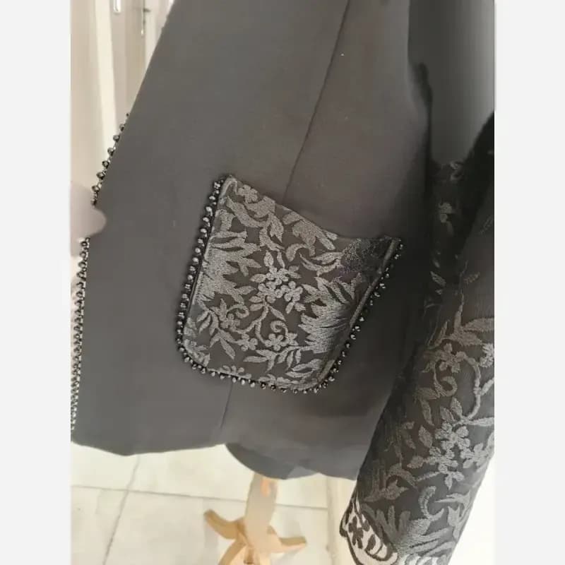 کت تک مجلسی زنانه مدل دلربا جنس مازراتی دبل رنگ مشکی — تصویر ۵