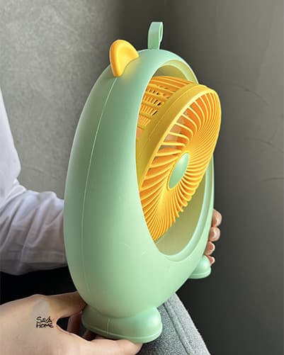 پنکه شارژی رومیزی خرسی 3 سرعته مدل Bear Fan استفاده بدون برق — تصویر ۴