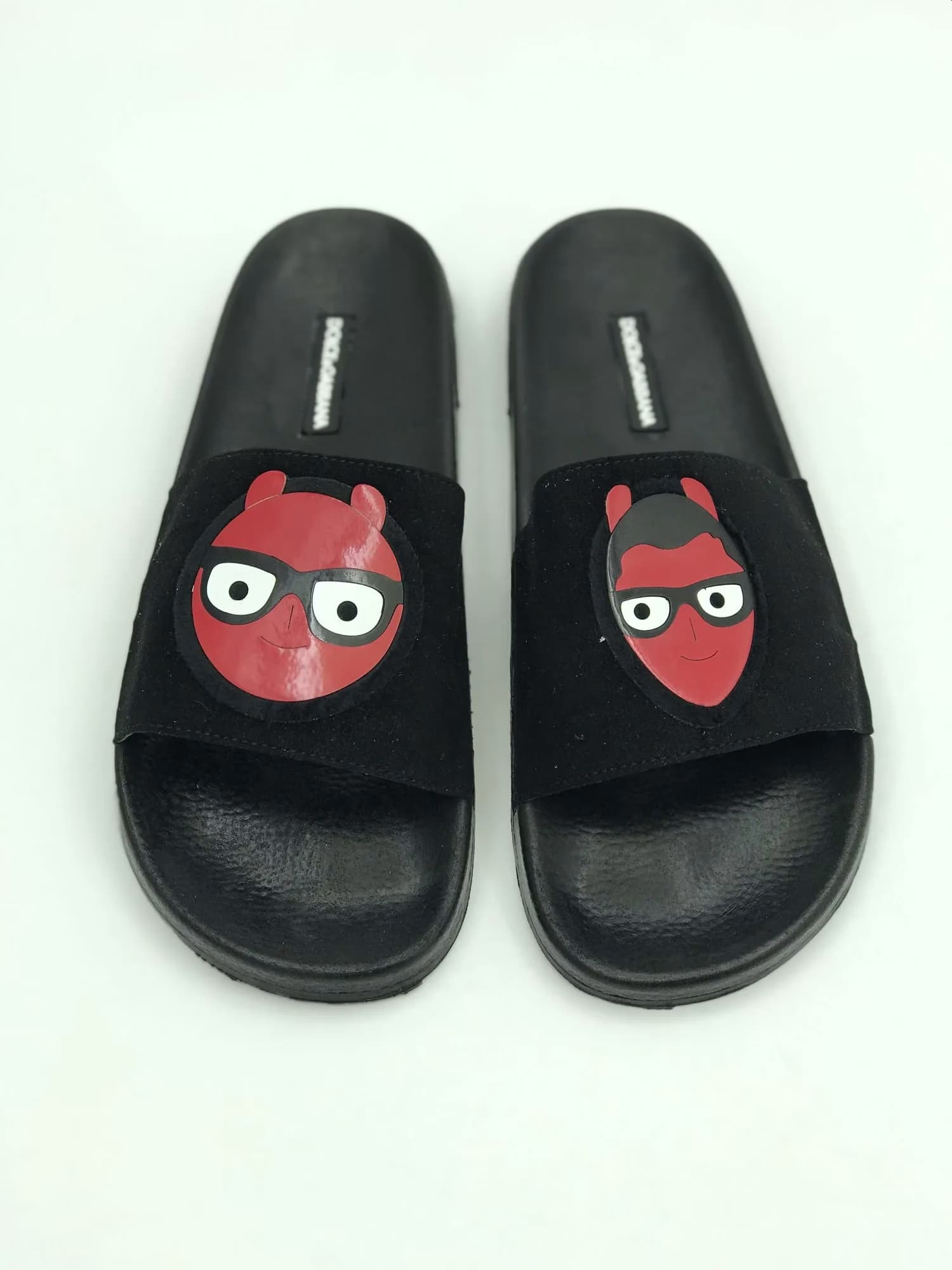 کد 1600 صندل دولچه گابانا dolce & gabbana چهره قرمز — تصویر ۲