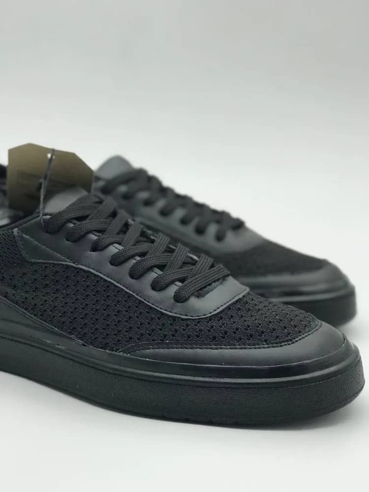 کد 2700 ZARA ونس زارا قلاب بافی مشکی یکدست — تصویر ۲