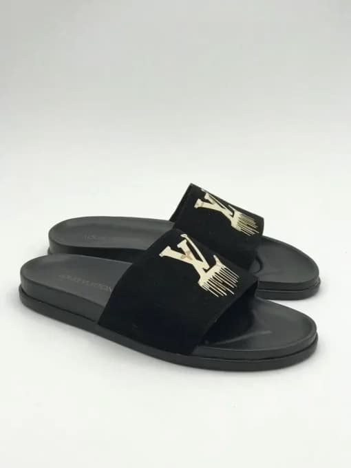 کد 300 صندل LV لوئیس ویتون LOUIS VUITTON قطره مشکی کرم — تصویر ۴