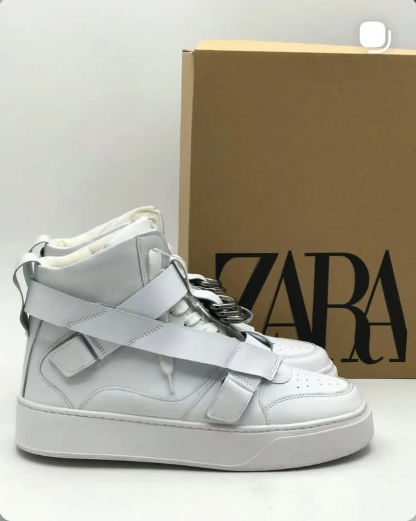 کد 2005 ZARA بوت زارا سفید رکابدار حلقه‌ای — تصویر ۲
