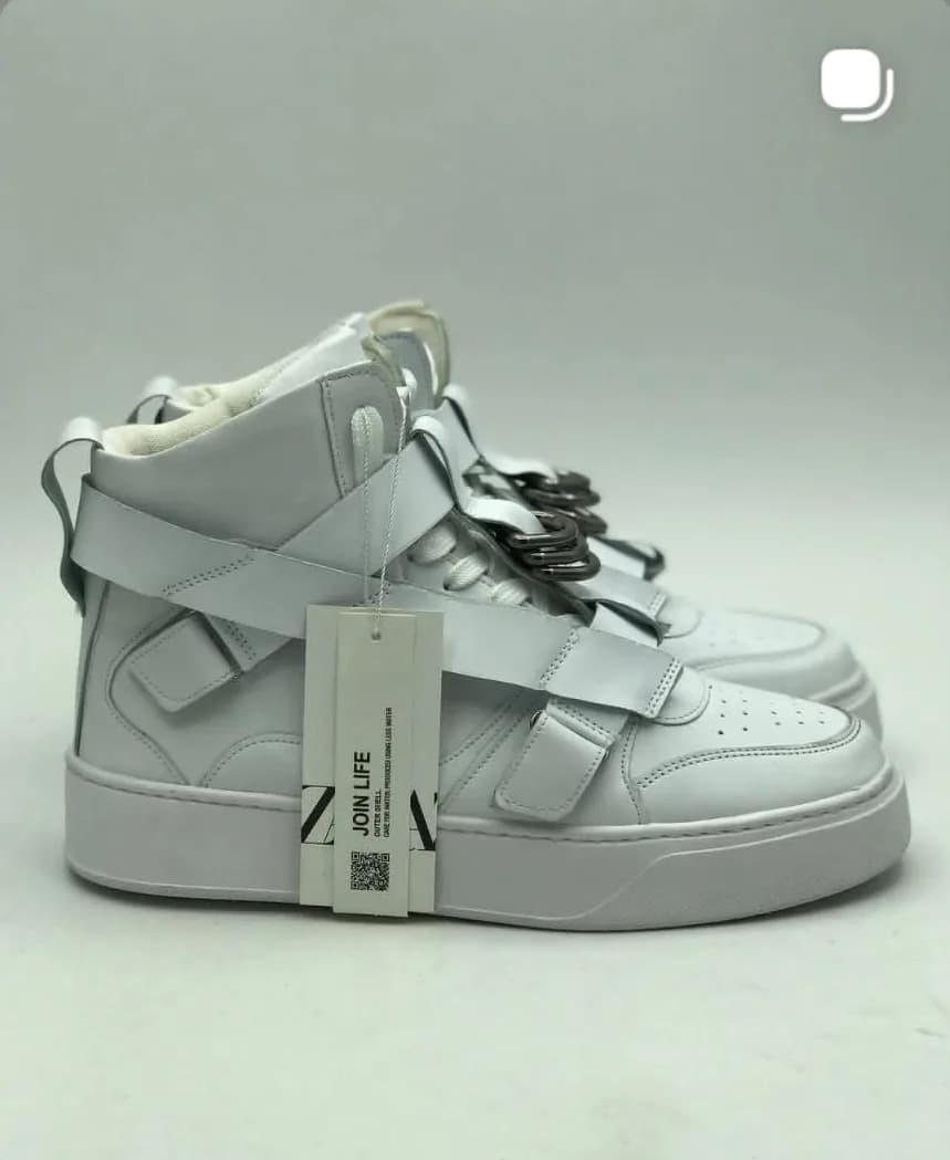 کد 2005 ZARA بوت زارا سفید رکابدار حلقه‌ای — تصویر ۳