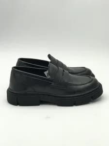 کد 2101 کفش کلاسیک لوفر زارا چرم مشکی گلدار ساعتی دار