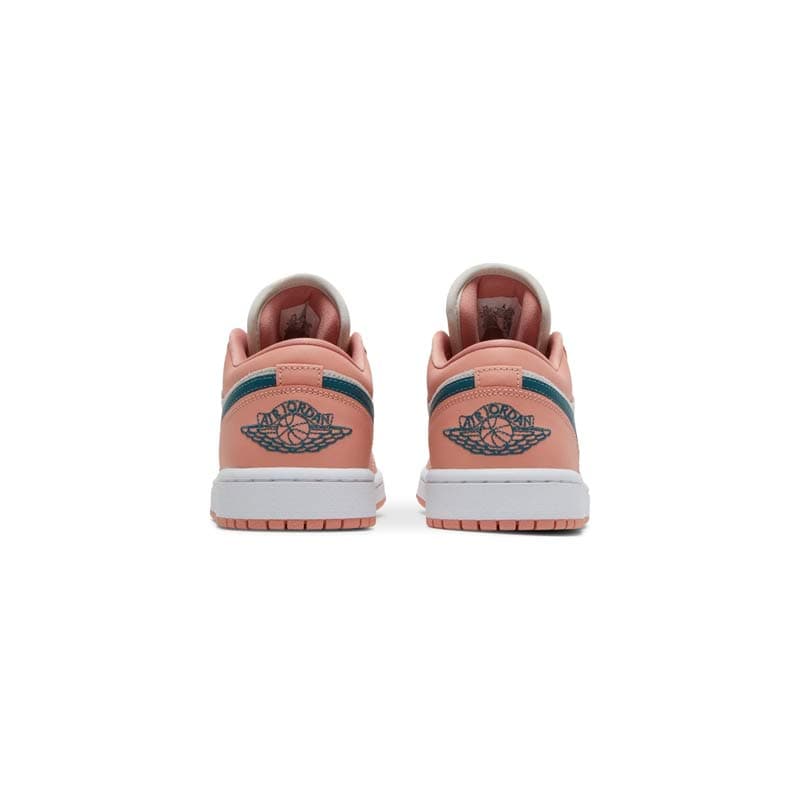 کفش نایک ایرجردن 1 ساق کوتاه صورتی کرم آبی Nike Air Jordan 1 Low Light Madder Root — تصویر ۴