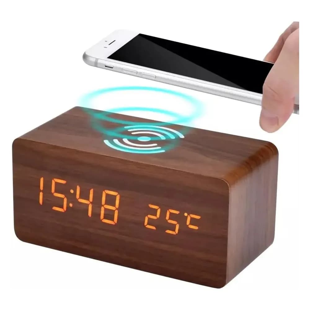 ساعت رومیزی دیجیتال چوبی با شارژر بی‌سیم Qi، نمایش دما و سه آلارم برند WENIVO مدل brown