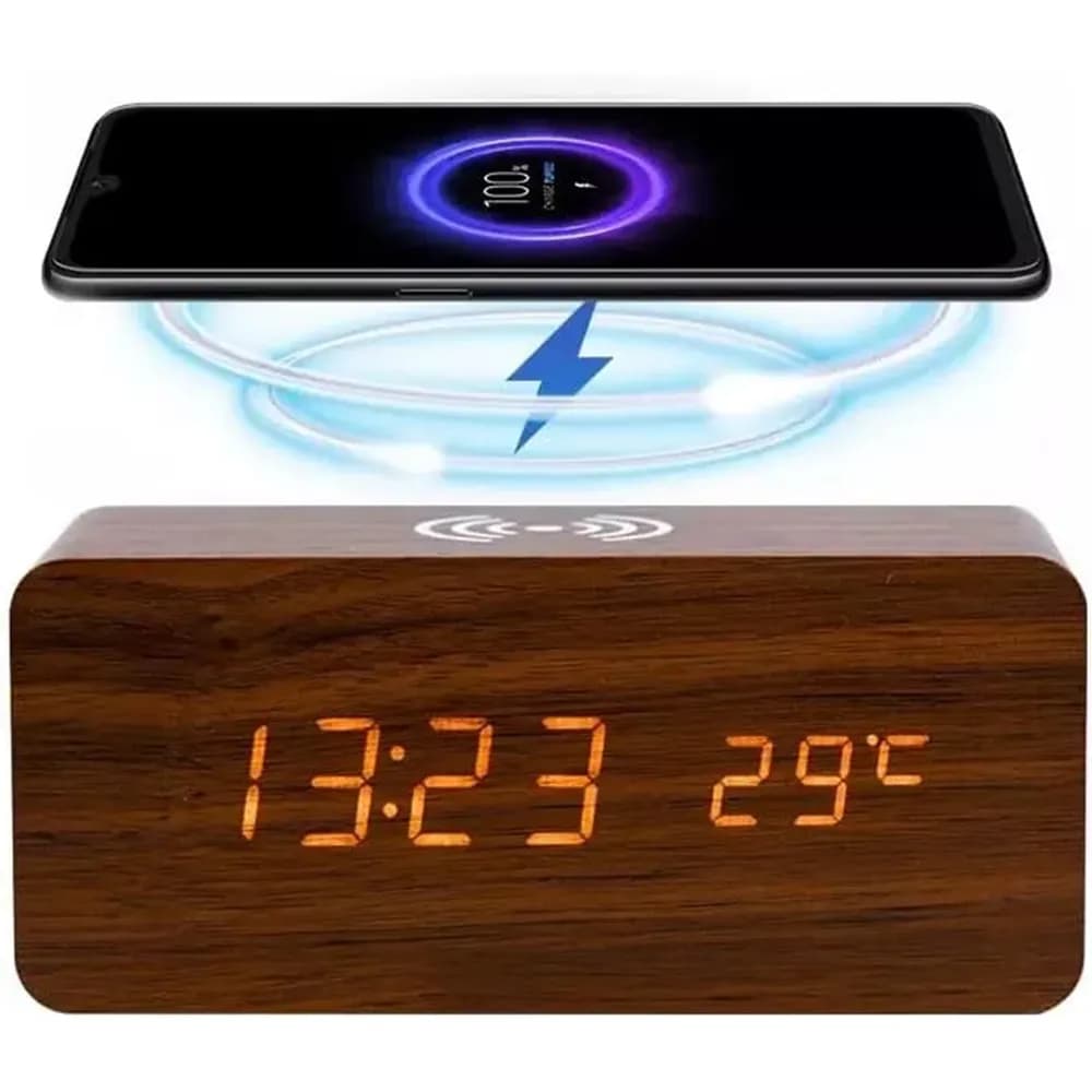 ساعت رومیزی دیجیتال چوبی با شارژر بیسیم Qi، نمایش دما و سه آلارم برند WENIVO مدل brown — تصویر ۶
