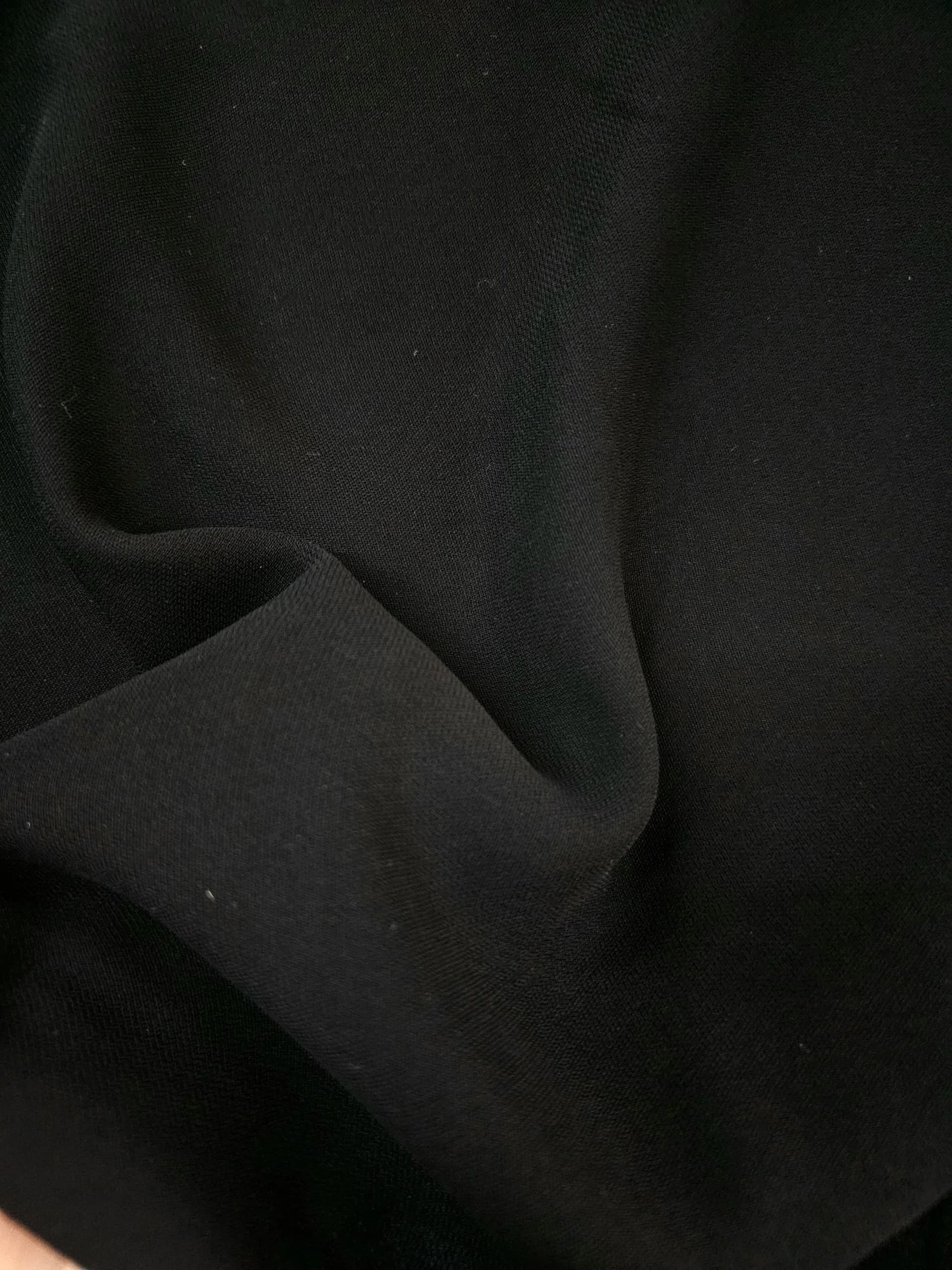 پارچه کرپ کوبا کره‌ای رنگ مشکی
