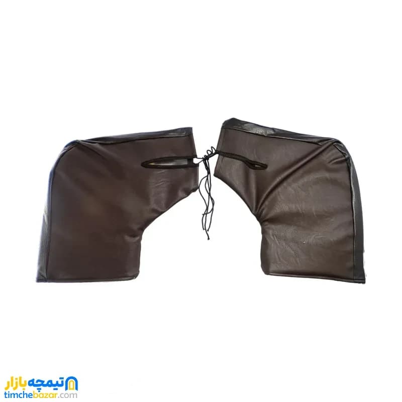 دستکش روی فرمان موتور سیکلت داخل پتو