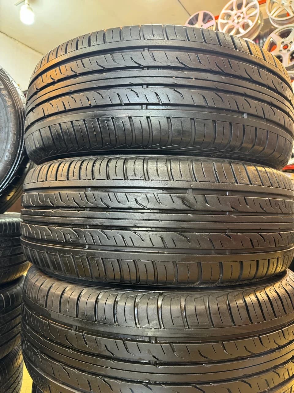 لاستیک استوک 4 حلقه دانلوپ سایز 265/60R18 – تاریخ 2021 – سالم و بدون ایراد