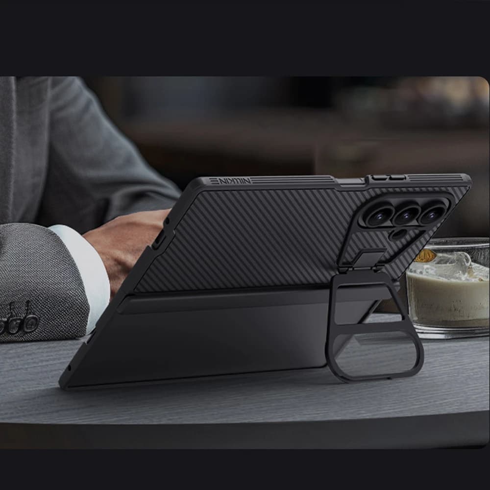گارد مگنتی کمرا استند شیشه‌ای Samsung Galaxy Z Fold 7 مارک نیلکین مدل Camshield Prop — تصویر ۶