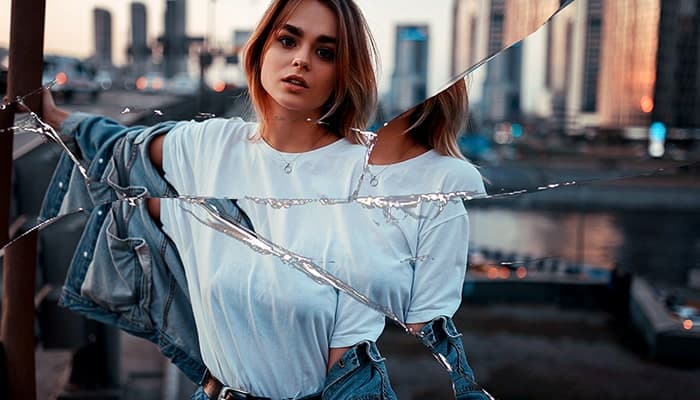 فایل لایه باز افکت شیشه شکسته