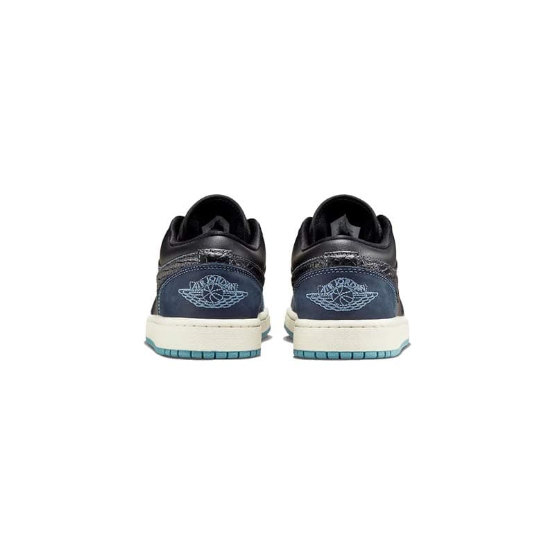 کفش نایک ایرجردن 1 ساق کوتاه آبی سورمه ای Nike Air Jordan 1 Low Snakeskin Midnight Navy — تصویر ۴