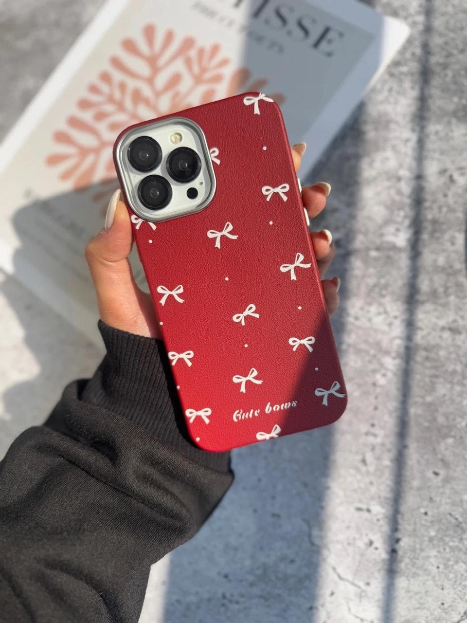 قاب Red Papillon پاپیون قرمز آیفون (کدC1937) مناسب برای iPhone 15Pro — تصویر ۳