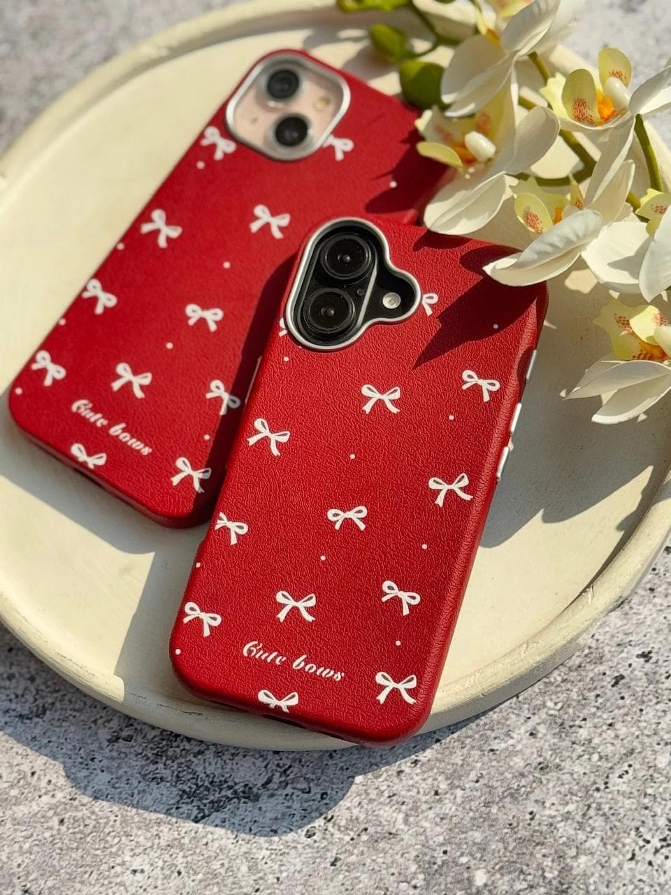 قاب Red Papillon پاپیون قرمز آیفون (کدC1937) مناسب برای iPhone 15Pro — تصویر ۲