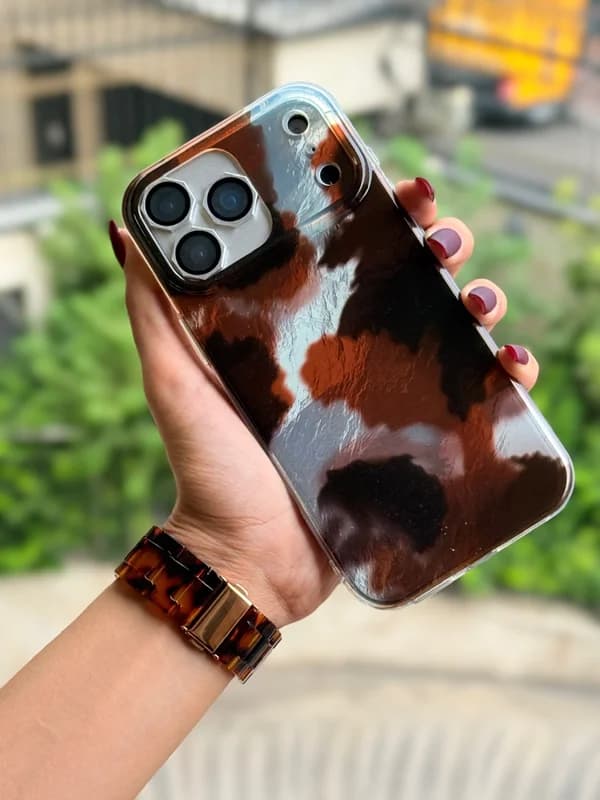 قاب buffalo طرح براش قهوه ای گوشی آیفون 14 پرومکس — تصویر ۸