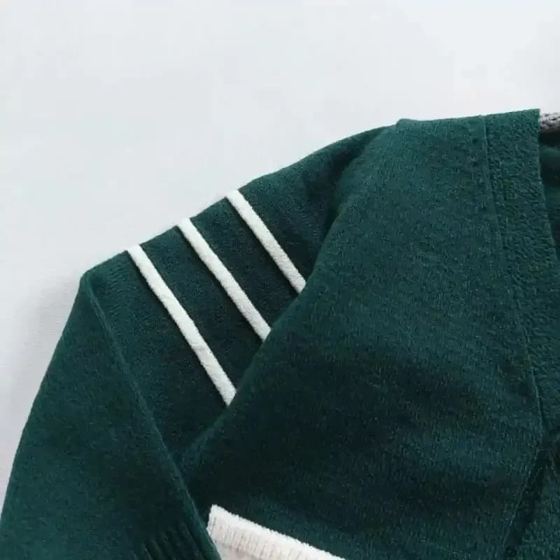 بلوز گپ جلوباز طرح زرافه پسرانه ژاکت بافت بچگانه — تصویر ۵