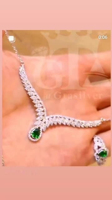سرویس زیبای زمرد نقره925 اصل ابکاری طلا طرح جواهر