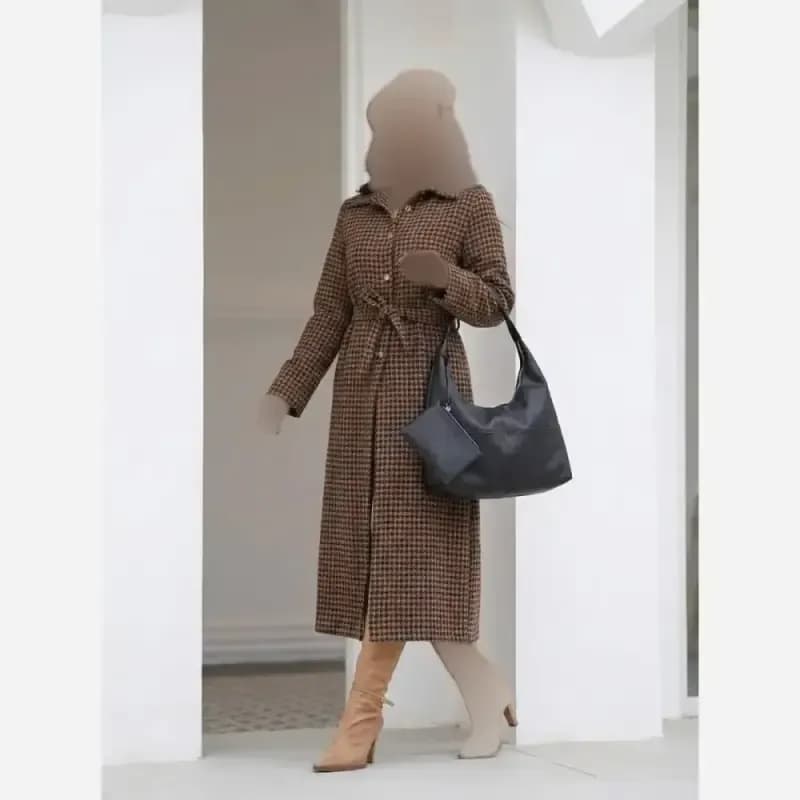 کیف زنانه دو جیب جدید متریال وارداتی رنگبندی مشکی شکلاتی سرمه ای — تصویر ۴