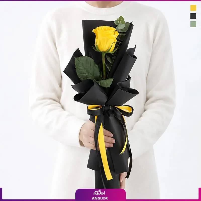 دسته گل رز تک شاخه تزئین شده