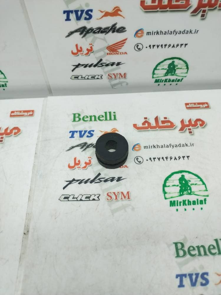 لاستیک کوچک گرد زیر خطر عقب موتور هوندا