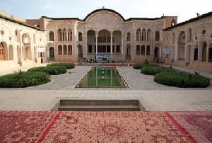 دانلود پاورپوینت خانه طباطبائي