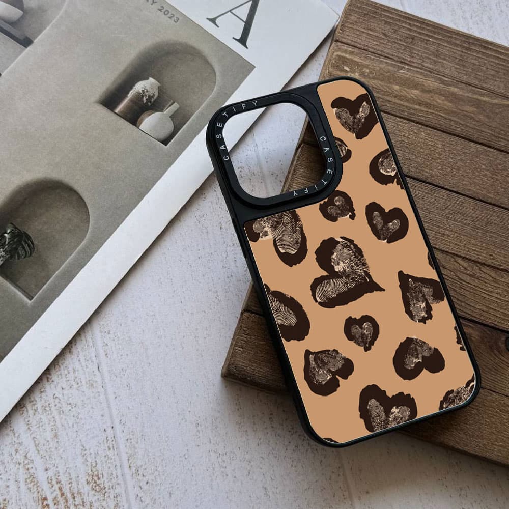 قاب چاپی سفارشی (کد 0344) مدل قلب پلنگی casetify مناسب برای گوشی موبایل سامسونگ Samsung Galaxy A12 / A13 / A14 / A15 / A21S / A22 4G / A23 / A24 / A25 / A30S / A31 / A32 4G / A32 5G / A33 / A34 / A35 — تصویر ۴