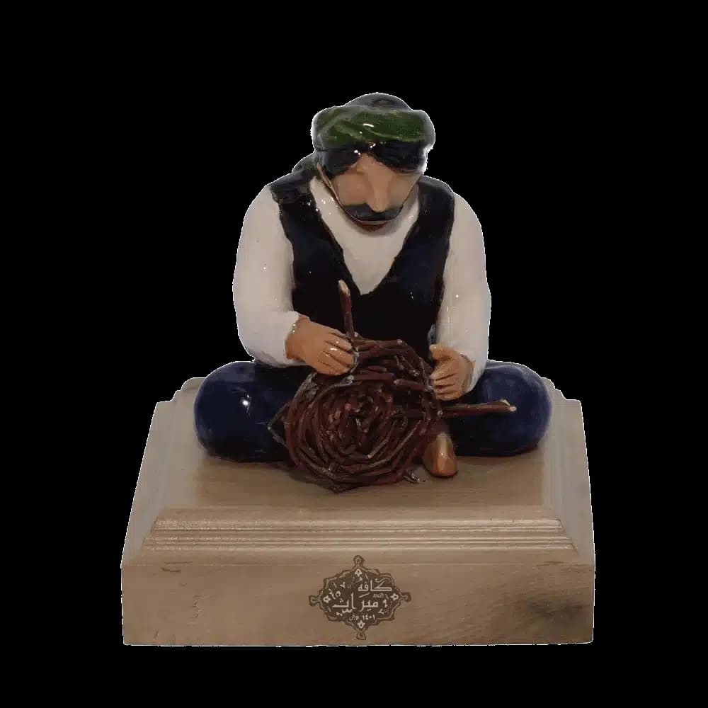 تندیس مرد سبد بافت خراسانی سفالی -پخته شده با عشق