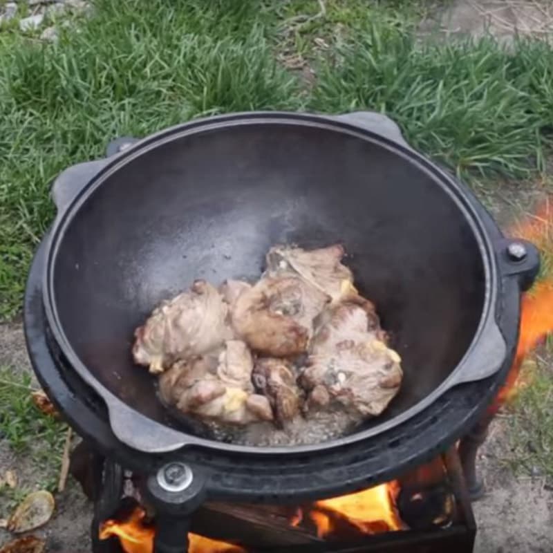 قازن چدن خالص بدون روکش شیمیایی 15 لیتری (چدن روسی پاتیل غازن قابلمه دیگ چدنی) جهیزیه عروس — تصویر ۸