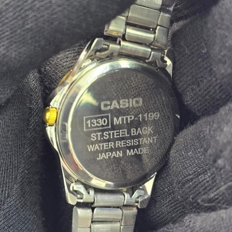 ساعت مچی زنانه کاسیو CASIO دو رنگ تقویم دار — تصویر ۴