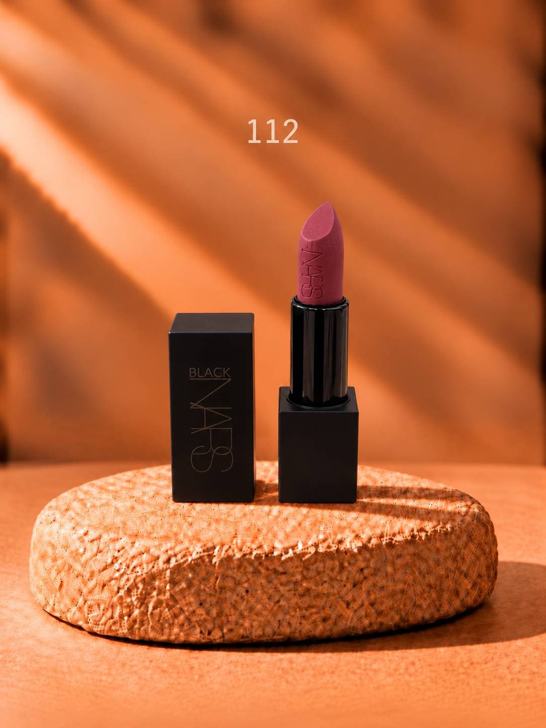 رژ لب جامد SN 112 black nars