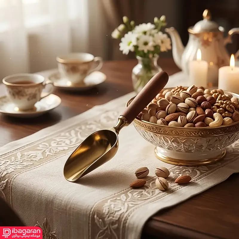قاشق آجیل خوری برنجی دسته چوبی ساده ریور مدل ۱۰۳