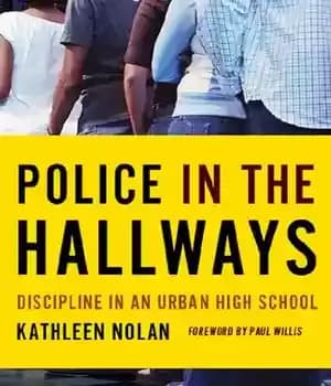 دانلود کتاب Police in the Hallways: Discipline an Urban High School
