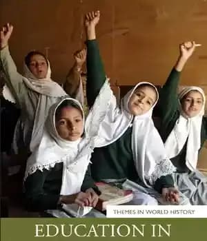 دانلود کتاب Education In World History