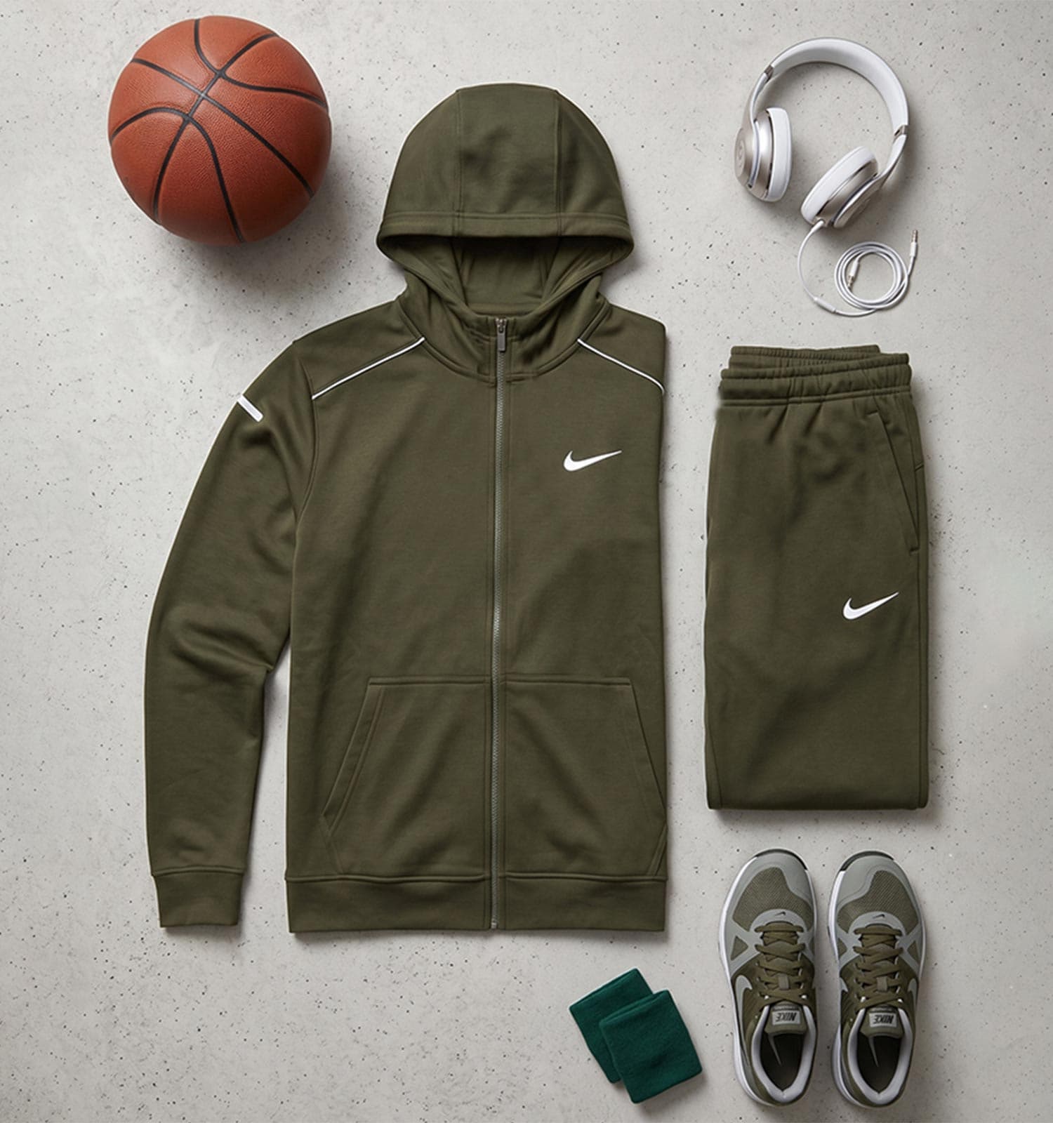 ست سویشرت و شلوار مردانه نرمال طرح دار اسپان سبز Nike کد 51238 — تصویر ۳