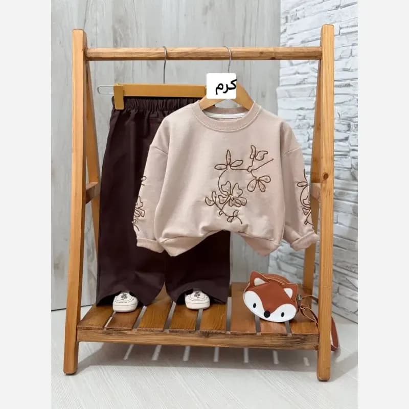 ست کراپ شلوار پاییزه دخترانه گلدوزی شده مروارید کار شده جنس پنبه دورس سه نخ لاکرا و کتان پنبه — تصویر ۴