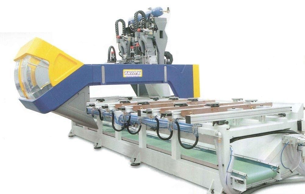 نرم افزار ویندوز Triax 2000