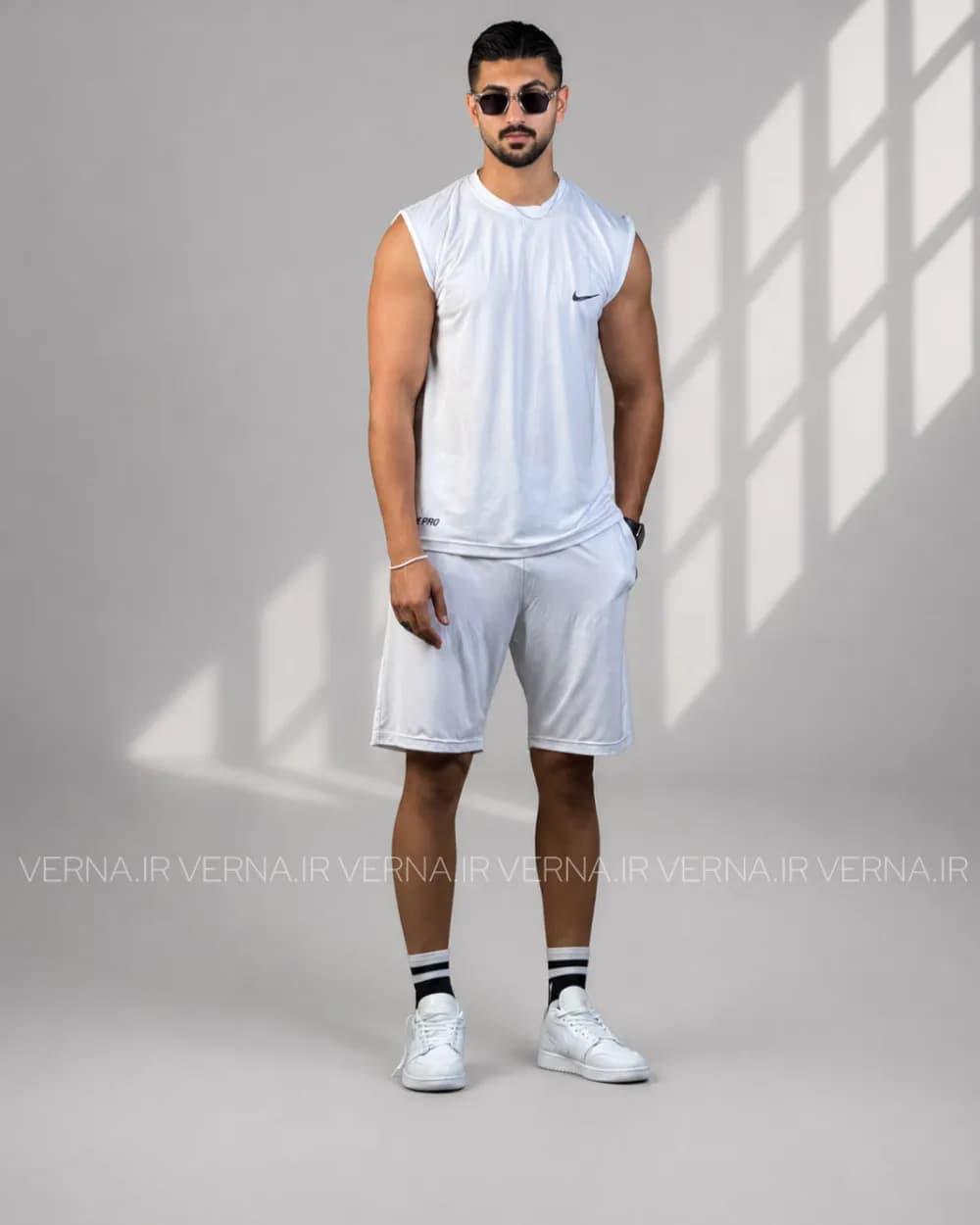 ست حلقه ای و شلوارک مردانه سوزنی NIKE PRO — تصویر ۴