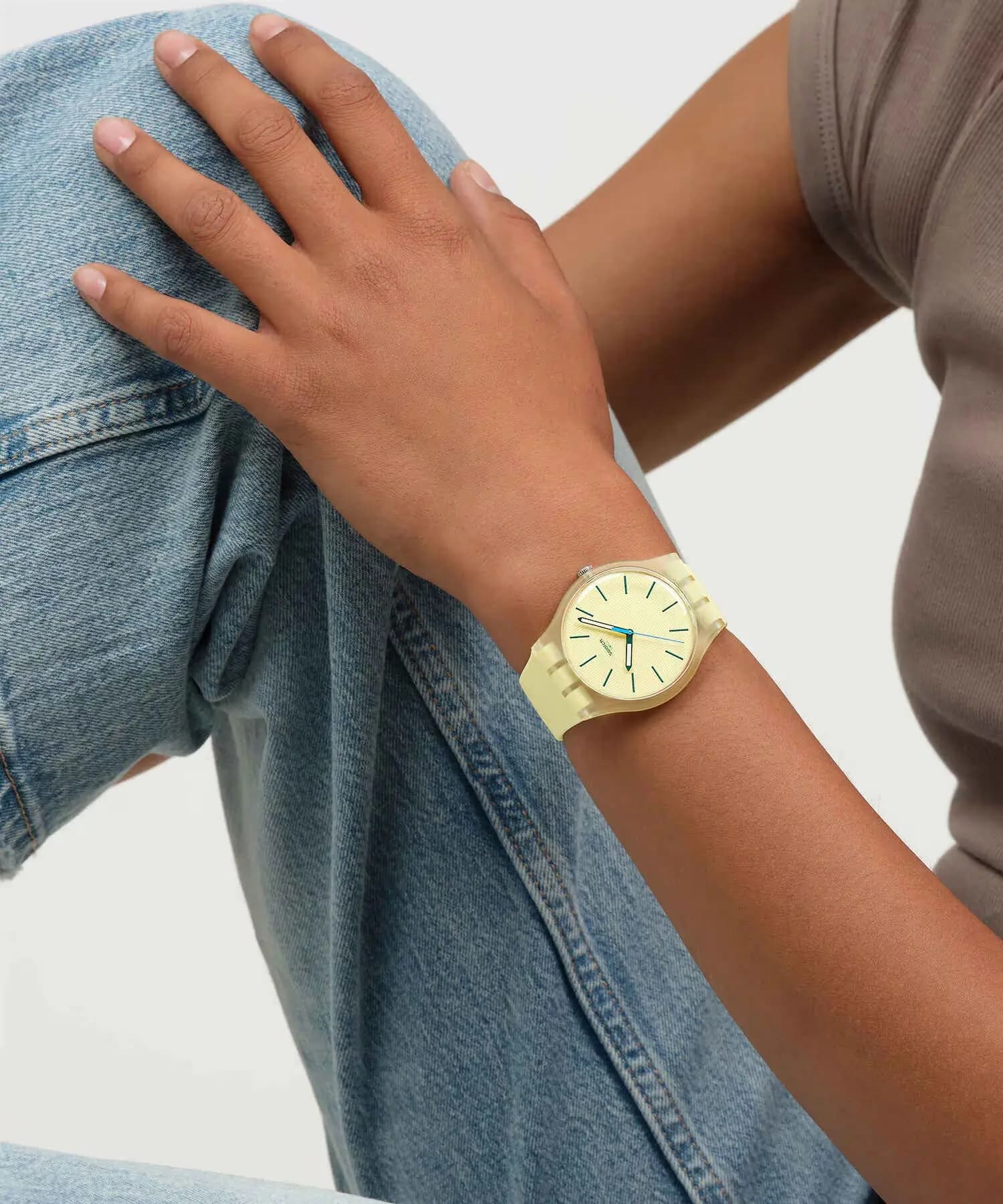 ساعت مچی مردانه و زنانه اصل سواچ (swatch) مدل SO29J102 — تصویر ۳