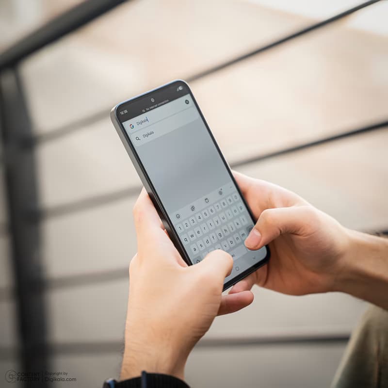 گوشی موبایل سامسونگ مدل Galaxy A37 دو سیمکارت ظرفیت 256 گیگابایت و رم 12 گیگابایت – به همراه شارژر 25 وات سامسونگ — تصویر ۸