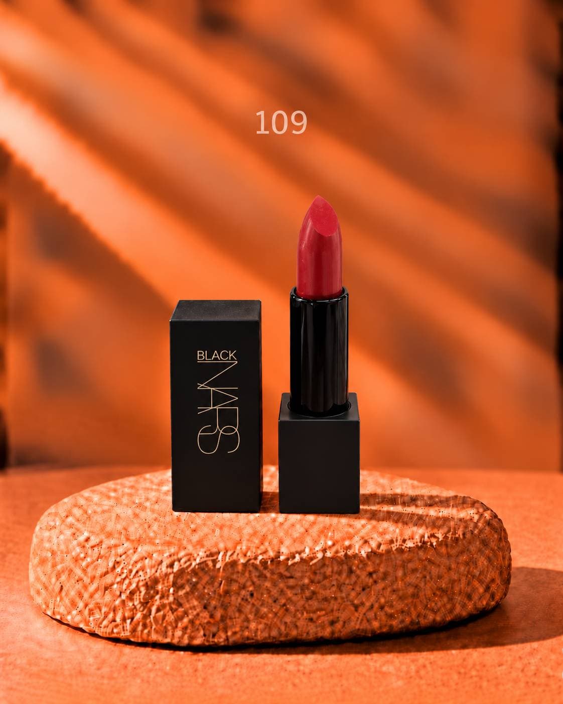 رژ لب جامد SN 109 black nars