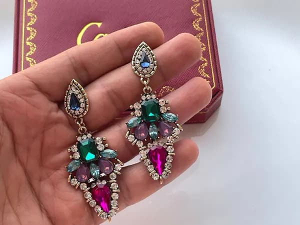 گوشواره کریستال رنگی طرح گل
