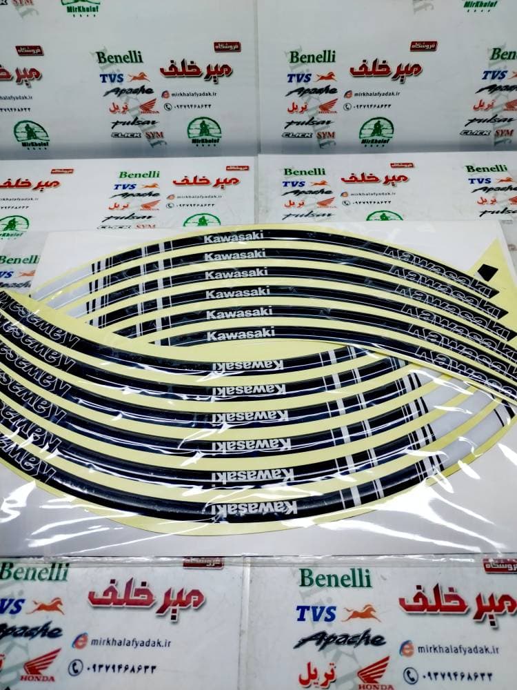 ارم (برچسب) شبرنگ دور رینگ ژله ای کاوازاکی مشکی