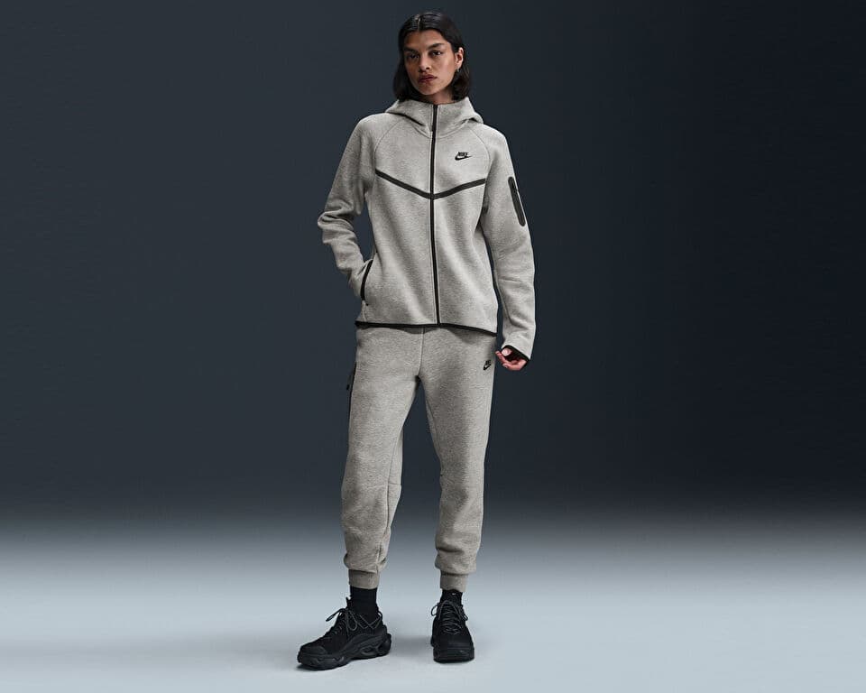 Nike Sportswear Tech Fleece Windrunner Jacket — تصویر ۳